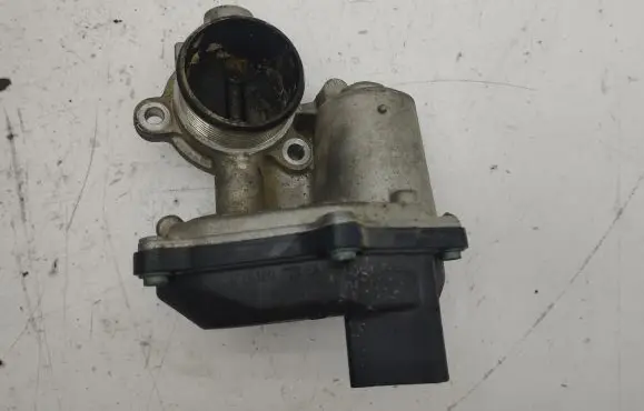 Volkswagen Arteon EGR valve 04L131501M