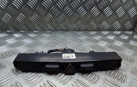 Opel Zafira B Hazard light switch 13100105 03758075