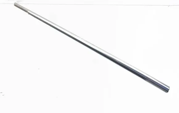 Hyundai Ioniq Front door glass trim molding 