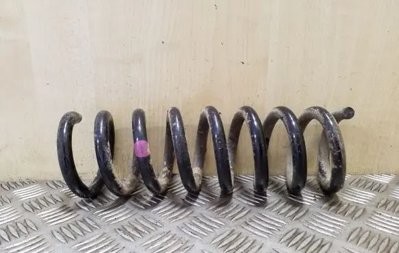 Mercedes-Benz C W204 Rear coil spring