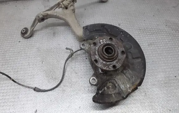 Audi A4 S4 B6 8E 8H Front wheel hub spindle knuckle