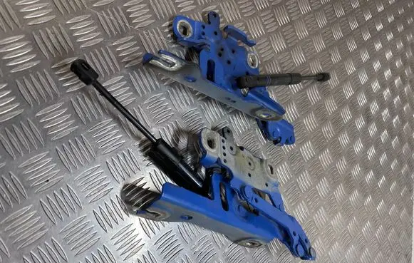 BMW 4 F36 Gran coupe Engine bonnet/hood hinges 