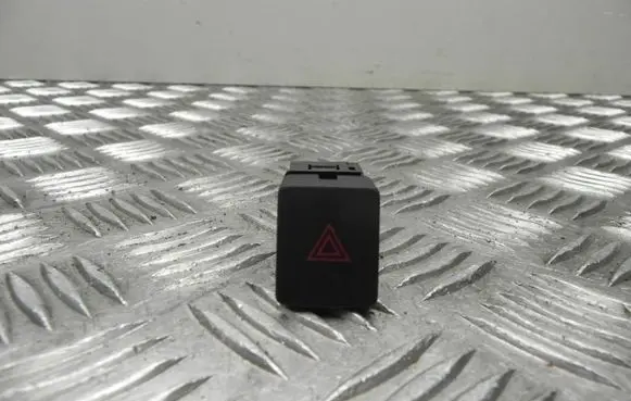 Nissan X-Trail T32 Hazard light switch 288125472 T4156