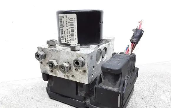 Volvo XC70 ABS Pump 31261142