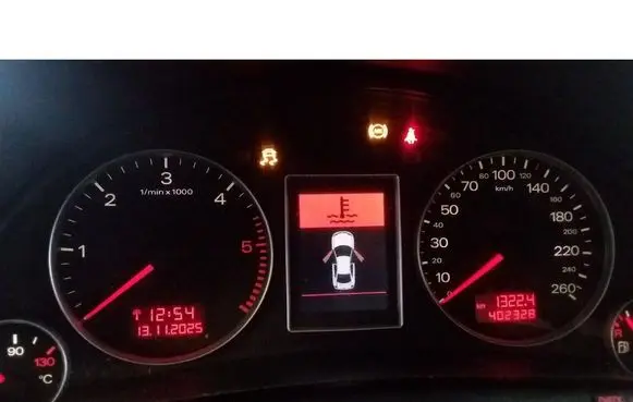 Audi A4 S4 B7 8E 8H Speedometer (instrument cluster)