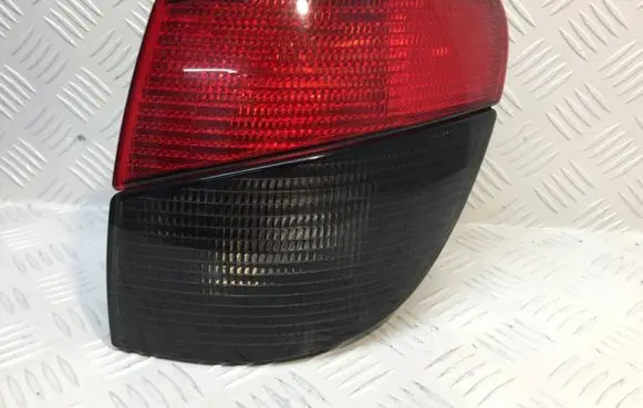 Peugeot 406 Rear/tail lights 45503D