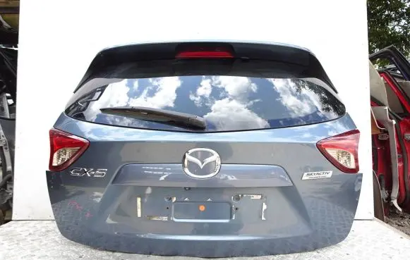 Mazda CX-5 Truck tailgate 