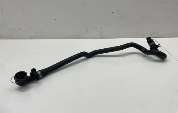 BMW 5 G30 G31 Engine coolant pipe/hose 9485276