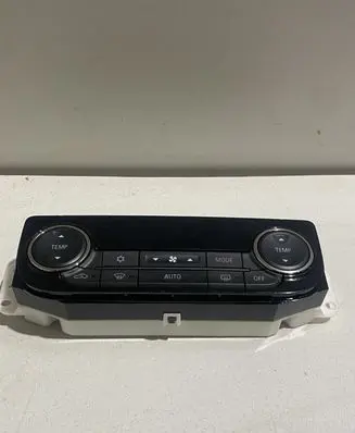 Mitsubishi Outlander Climate control unit