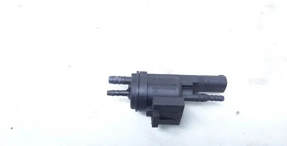 Mercedes-Benz C W203 Turbo solenoid valve 0025401497