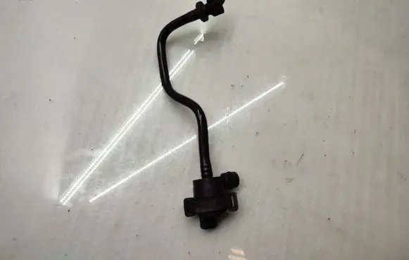 Breather/breather pipe/hose