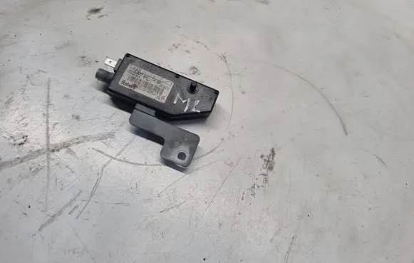 Mercedes-Benz ML W163 Aerial antenna amplifier A1638200089 9CFMFR1416701530