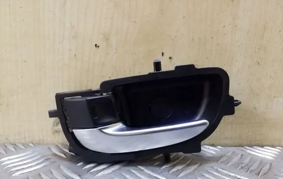 Toyota Auris E180 Front door interior handle 692060D271 692060D281