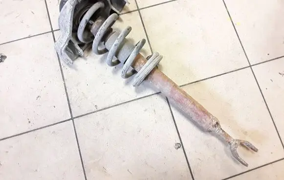 Audi A6 S6 C6 4F Front shock absorber with coil spring 4F0413031