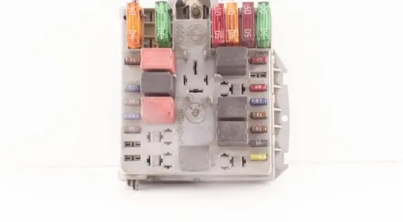 Alfa Romeo 147 Fuse box set 46558759 1N100032