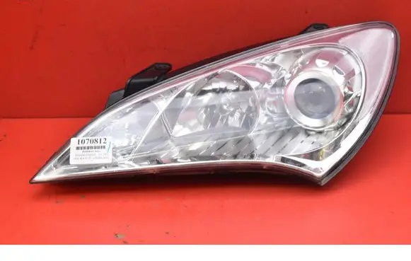 Hyundai Genesis Headlight/headlamp 921012M0