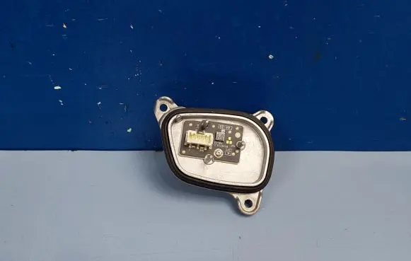 Volkswagen Golf VIII Headlight ballast module Xenon 5H0998478 MDE922522 5H1941005B