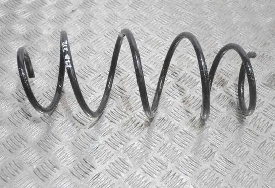 Mercedes-Benz C W202 Front coil spring 