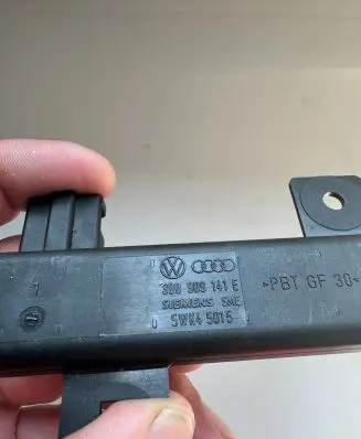 Volkswagen Touareg I Other control units/modules 3D0909141E 5WK45015