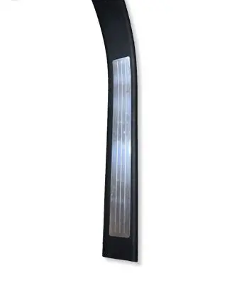 Mercedes-Benz GL X164 Rear sill trim cover A1646801335