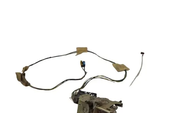 Volkswagen II LT Front door lock 901720
