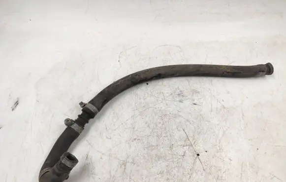 Audi A4 S4 B5 8D Engine coolant pipe/hose