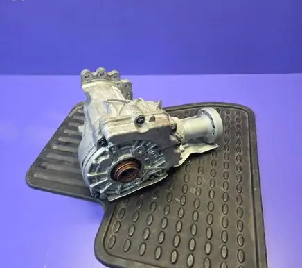 Volvo XC90 Gearbox transfer box case P32339090 T8658510