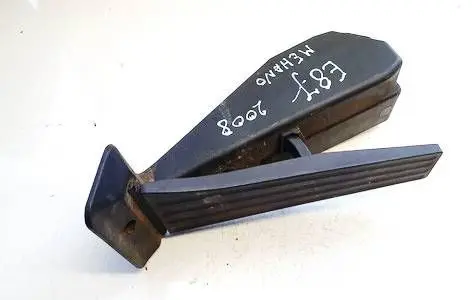 BMW 1 E81 E87 Accelerator throttle pedal 74766500 35426786589-01