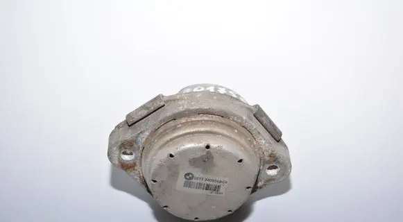 BMW X3 E83 Engine mount bracket 3400342