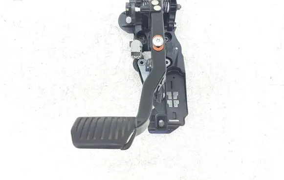 Ford Fusion II Brake pedal DG989F856 DG989F856HC A1705105718