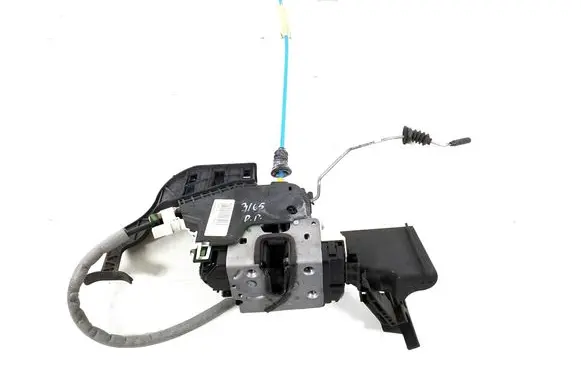 Mercedes-Benz B W246 W242 Front door lock A1667200435