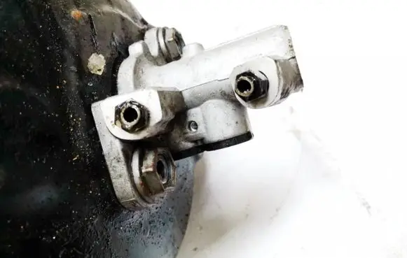 Master brake cylinder