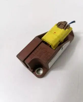 Volkswagen Touran I Airbag deployment crash/impact sensor 1C0909606