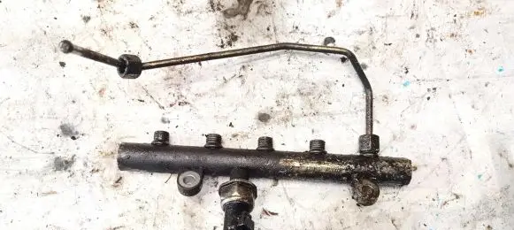 Peugeot 407 Fuel main line pipe 9645689580 5WS40041