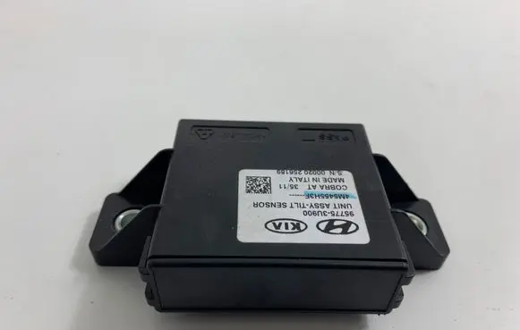 KIA Sportage Yaw turn rate sensor 957753U900