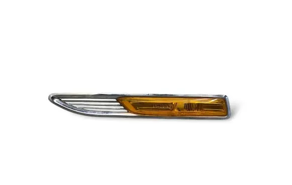 Ford Mondeo MK IV Front fender indicator light 7S7113K354BD