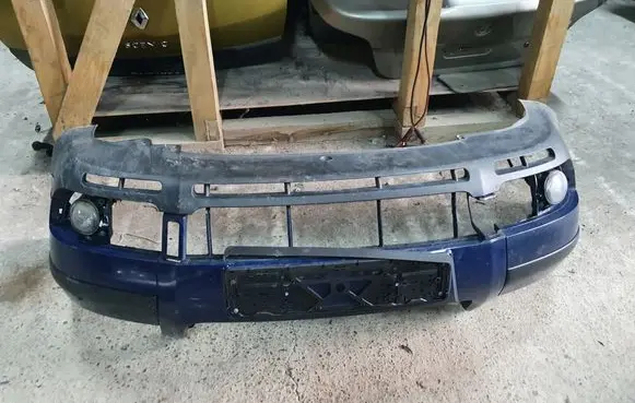 Volkswagen PASSAT B5.5 Front bumper