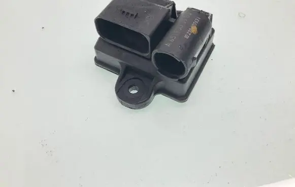 Mercedes-Benz Sprinter W906 Glow plug pre-heat relay A6519000900 1023S007631