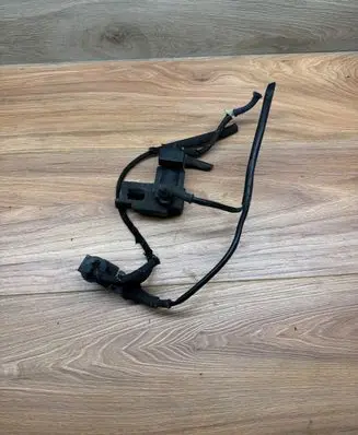 Audi A4 S4 B6 8E 8H Turbo solenoid valve 8E0906628 72290333