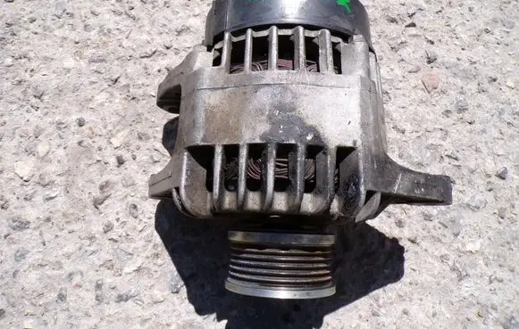 Alfa Romeo 156 Generator/alternator MS1012101870