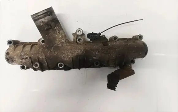 Iveco Daily 40.8 Intake manifold 04058788