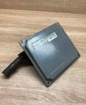 Ford Focus Engine control unit/module ECU 5M5112A650HG S118944001H WITHPLUG