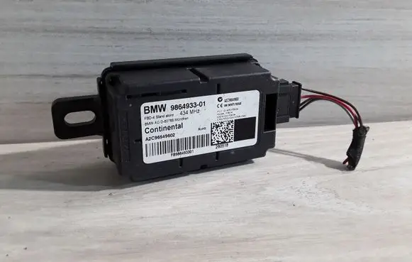 BMW M5 F90 Antenna control unit A2C96549602 9864933