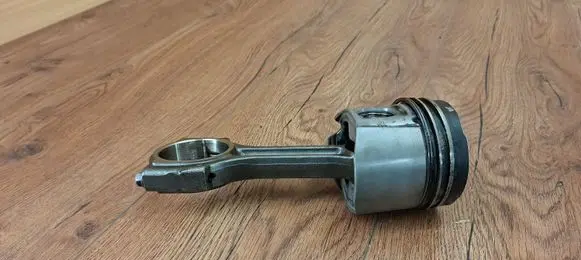Renault Vel Satis Piston with connecting rod 7701478827
