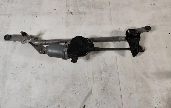 Mazda 6 Front wiper linkage and motor GHP967340 1593004340