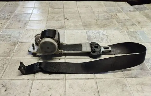 Opel Signum Front seatbelt 0402050 3063822299