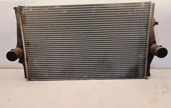 Volvo V70 Intercooler radiator