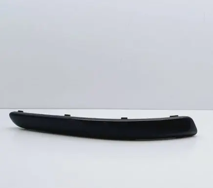 Volkswagen Polo IV 9N3 Front bumper splitter molding 6Q0807718A