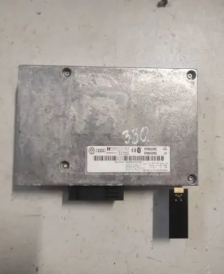 Audi A4 S4 B7 8E 8H Bluetooth control unit module 8P0862335Q