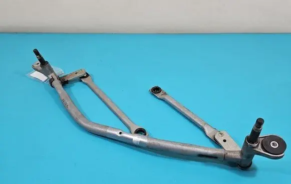 Front wiper linkage